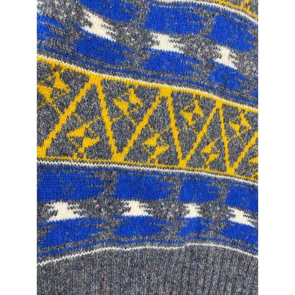 Vintage Hunt‎ Club Wool blend Women Sweaters size Medium Nordic Geometric Blue - Picture 9 of 9